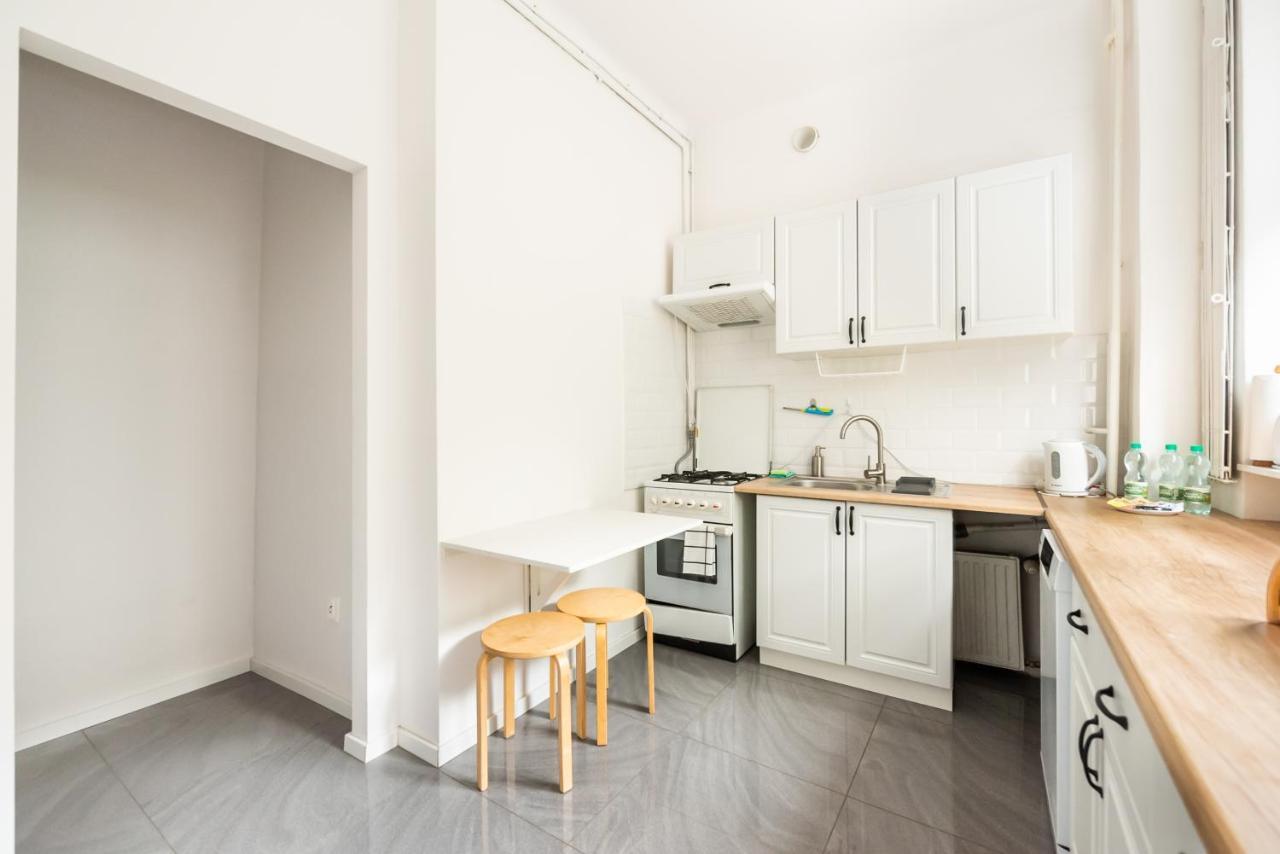 Plac Zbawiciela 3-Bedroom Apartment Warsaw Exterior photo